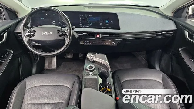 Kia EV6 2022 — фото 10