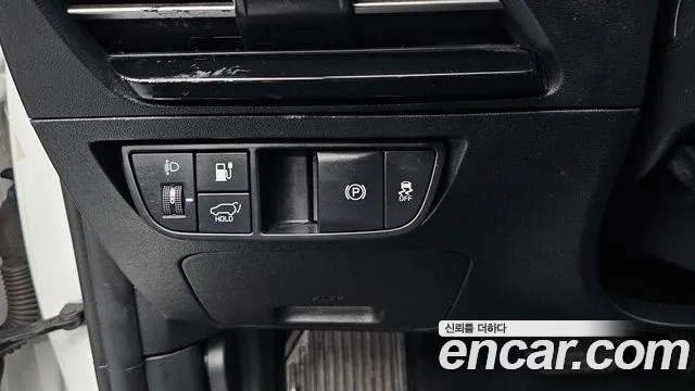 Kia EV6 2022 — фото 23