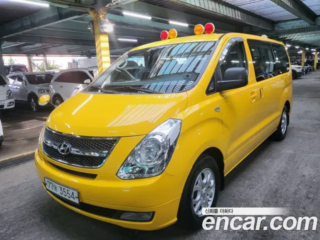 Hyundai Starex 2014 — фото 2