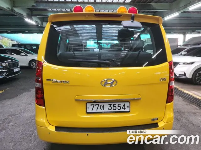 Hyundai Starex 2014 — фото 3
