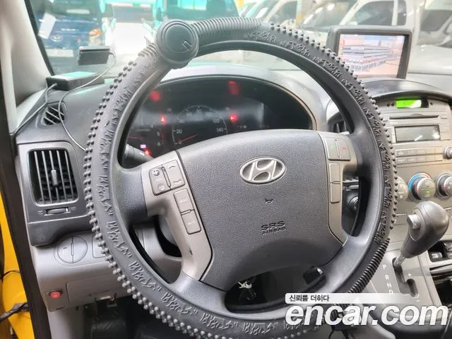 Hyundai Starex 2014 — фото 17