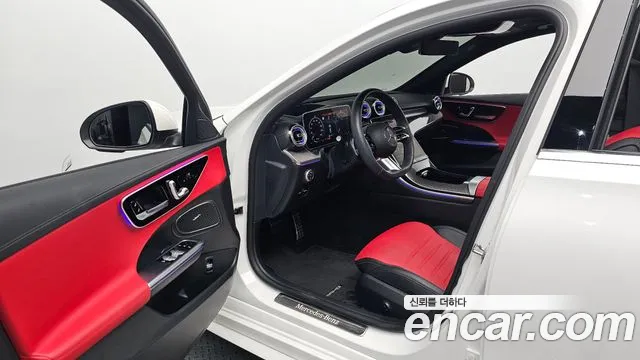 Mercedes-Benz C-Class 2023 — фото 13