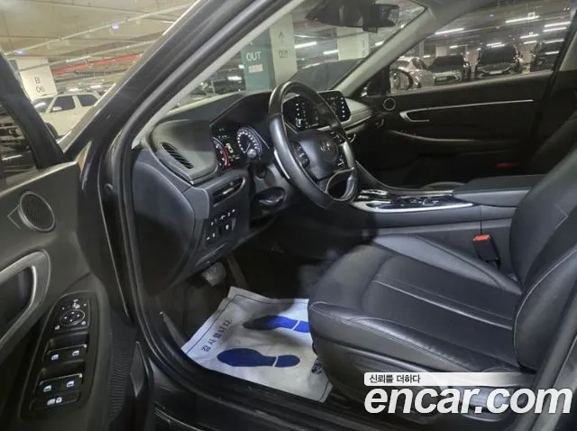 Hyundai Sonata 2022 — фото 9