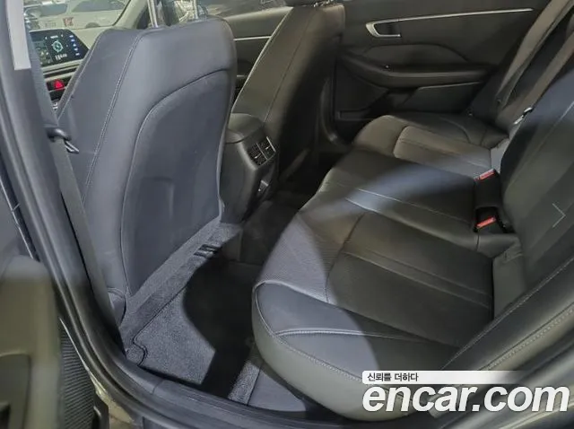 Hyundai Sonata 2022 — фото 15