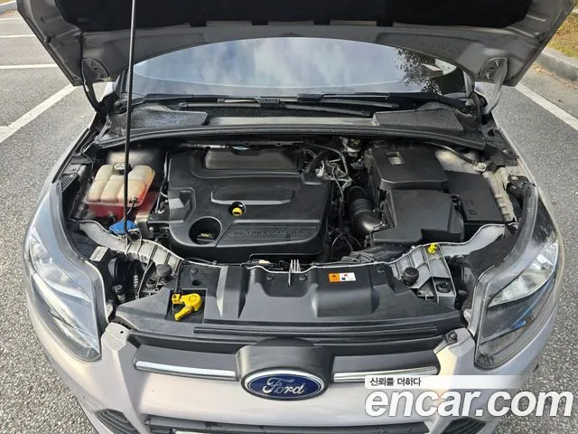Ford Focus 2014 — фото 6