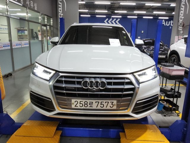 Audi Q5 2020 — фото осмотра 1