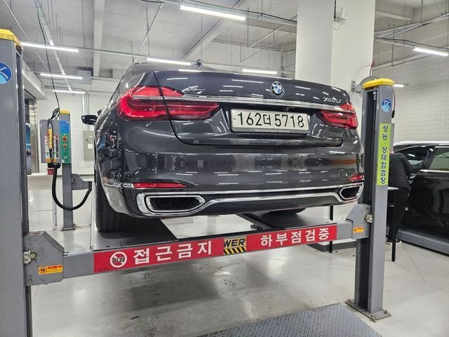 BMW 7-Series 2016 — фото осмотра 2