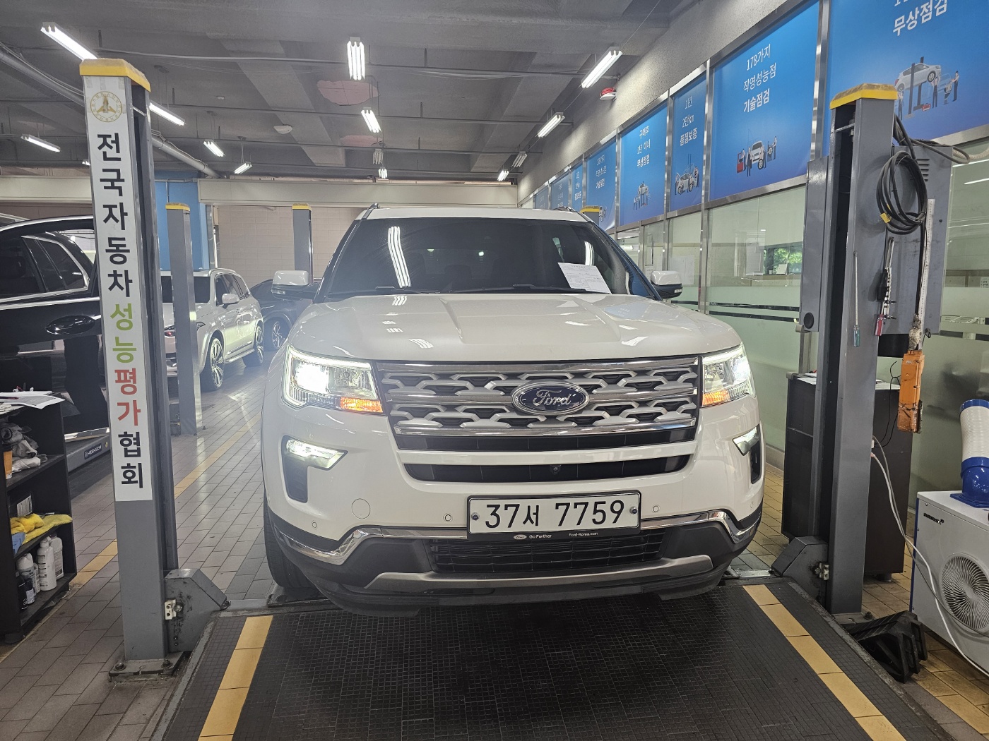 Ford Explorer 2019 — фото осмотра 1