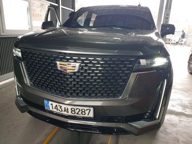Cadillac Escalade 2021 — фото осмотра 1