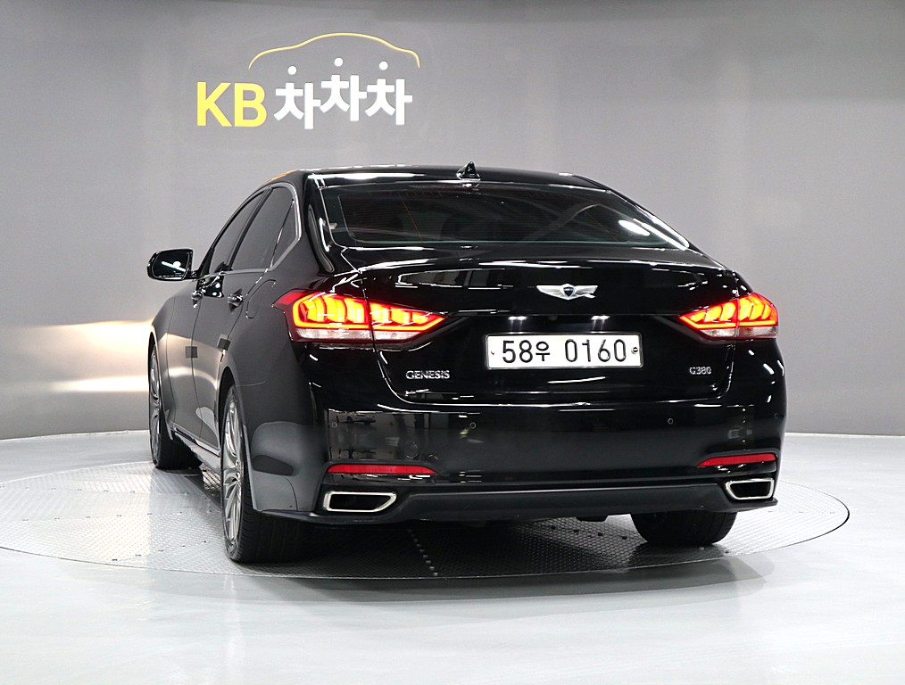 Hyundai Genesis 2016 — фото осмотра 2