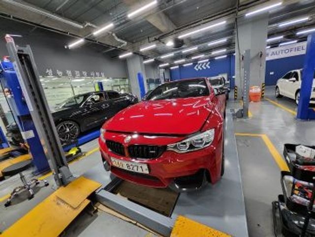 BMW M4 2017 — фото осмотра 1