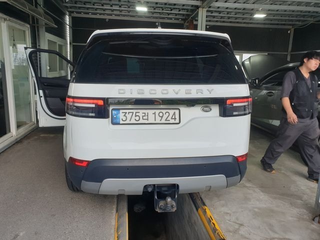 Land Rover Discovery 2019 — фото осмотра 2