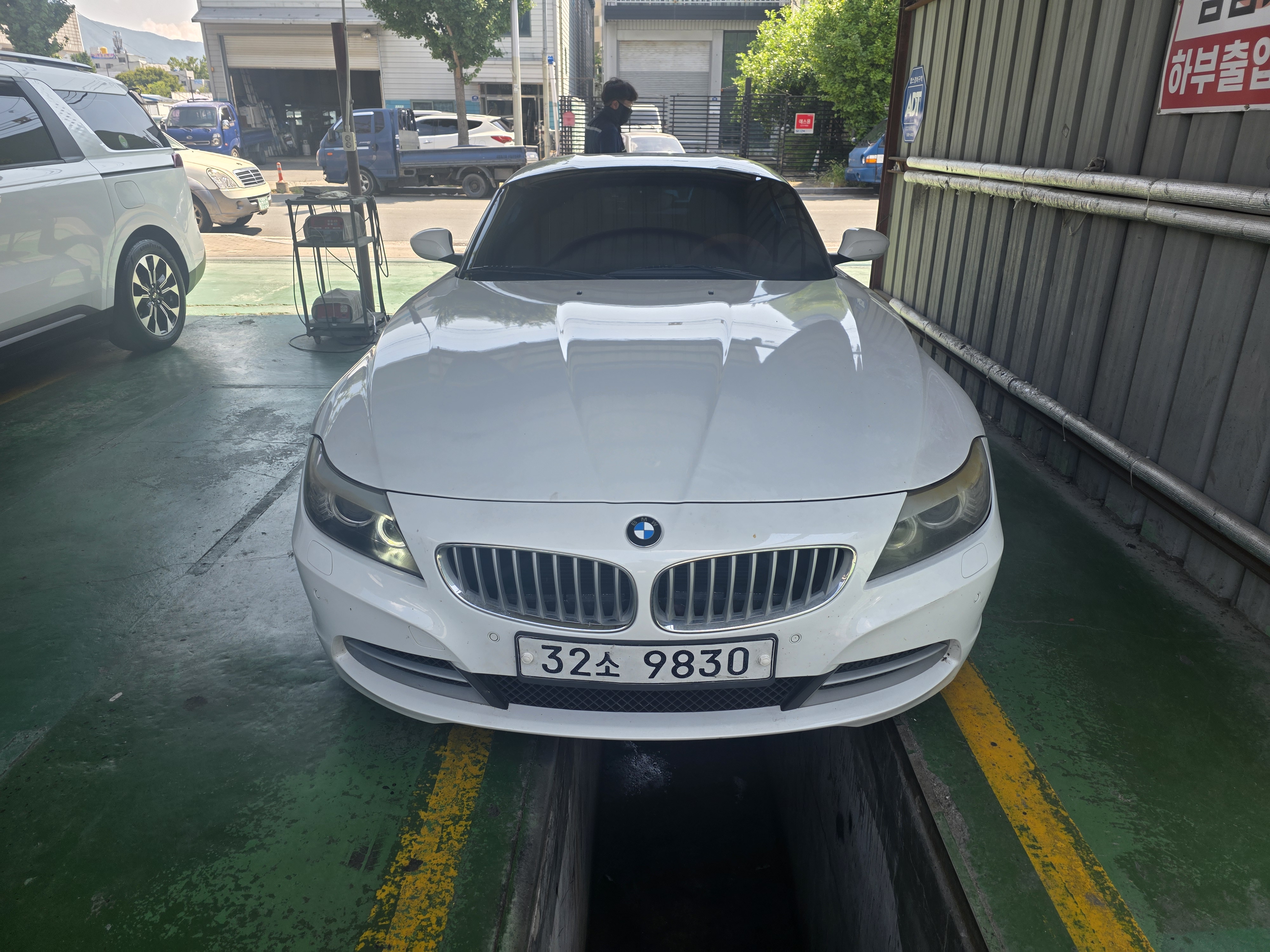 BMW Z4 2010 — фото осмотра 1