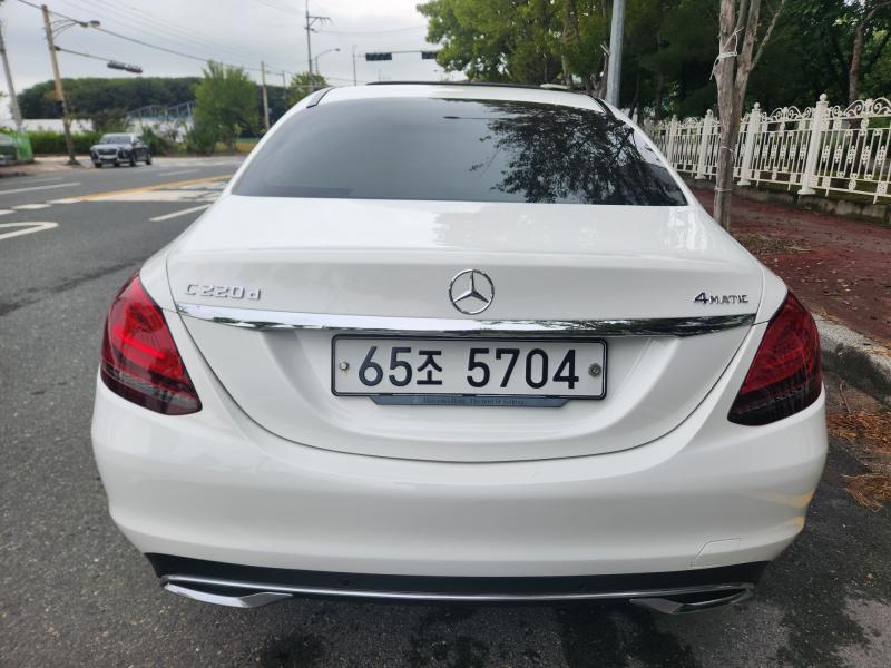 Mercedes-Benz C-Class 2019 — фото осмотра 2