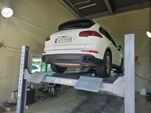 Porsche Cayenne 2016 — фото осмотра 2