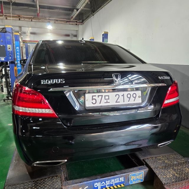 Hyundai Equus 2015 — фото осмотра 2