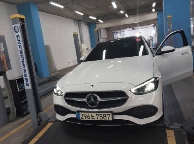 Mercedes-Benz C-Class 2023 — фото осмотра 1