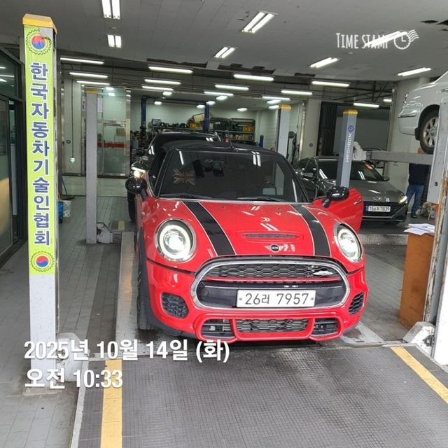 Mini Cooper Convertible 2019 — фото осмотра 1
