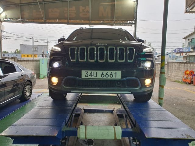 Jeep Cherokee 2017 — фото осмотра 1