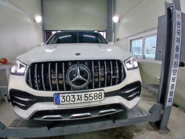 Mercedes-Benz GLE-Class 2023 — фото осмотра 1