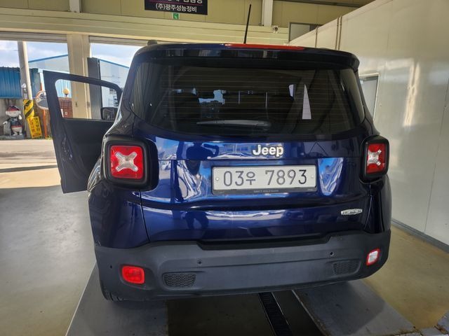 Jeep Renegade 2017 — фото осмотра 2