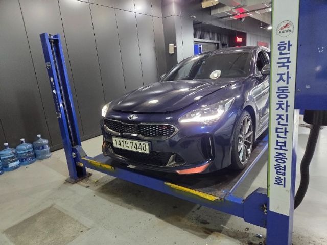 Kia Stinger 2019 — фото осмотра 1