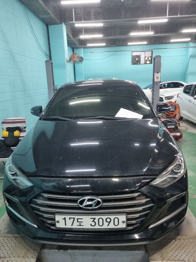 Hyundai AVANTE 2018 — фото осмотра 1
