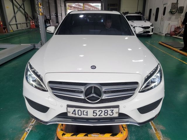 Mercedes-Benz C-Class 2017 — фото осмотра 1