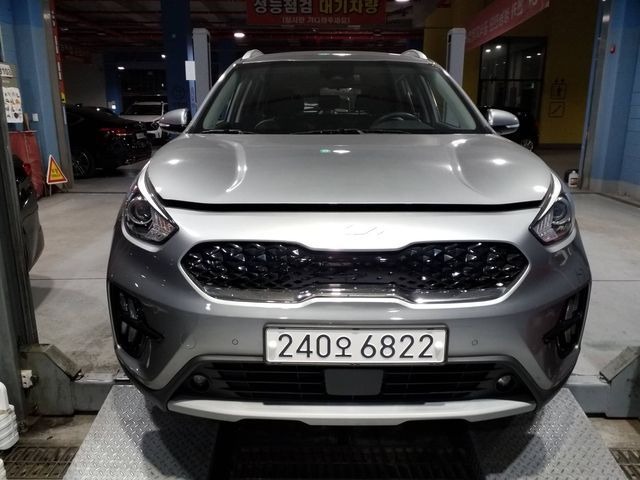 Kia Niro 2022 — фото осмотра 1