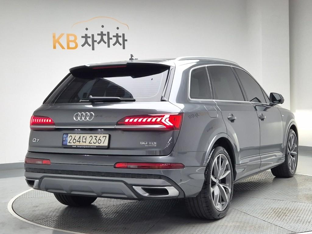 Audi Q7 2021 — фото осмотра 2