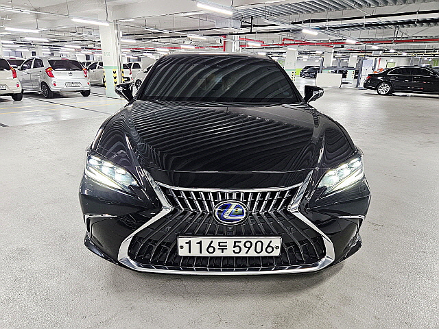 Lexus ES 2022 — фото осмотра 1