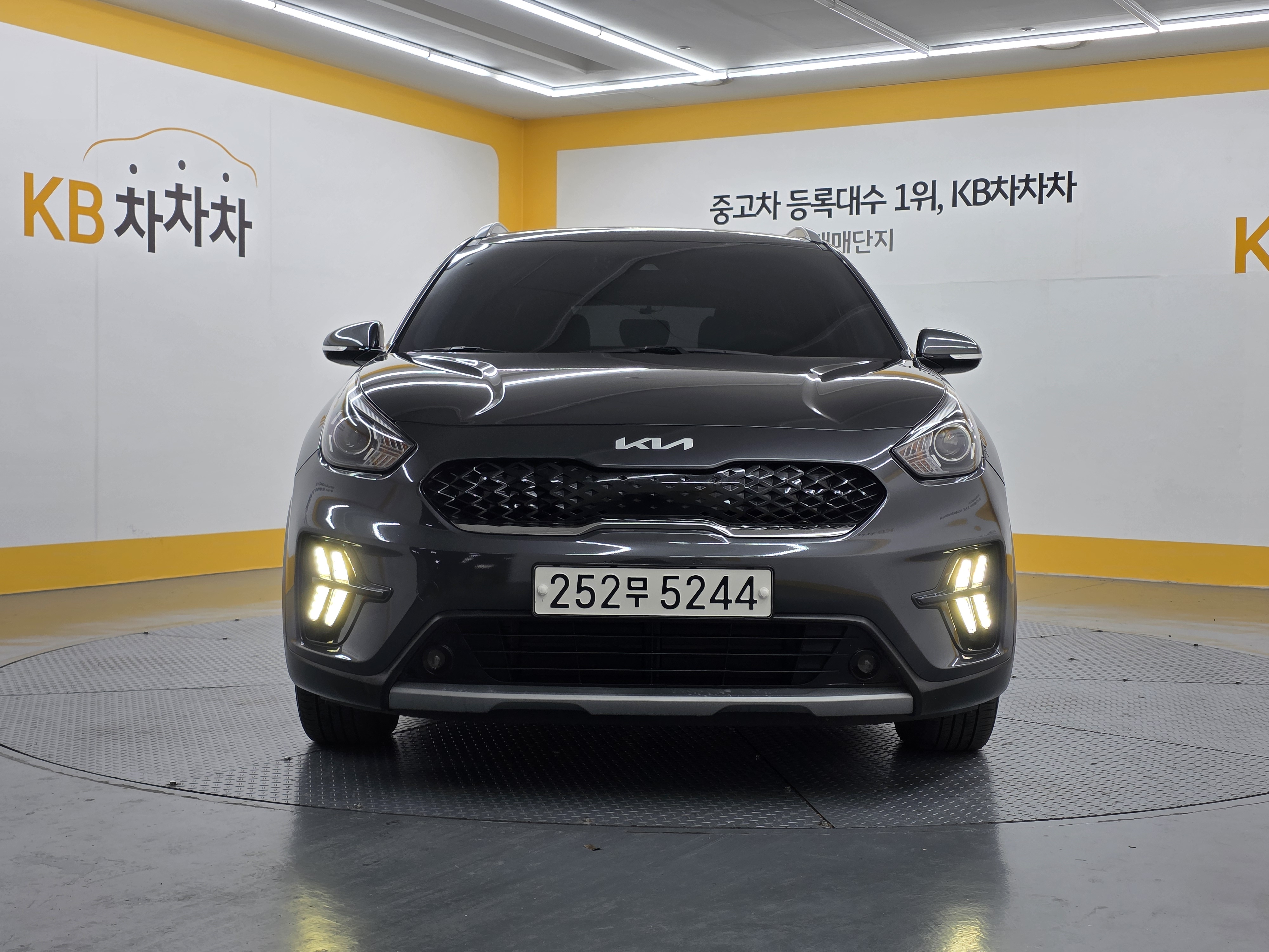 Kia Niro 2022 — фото осмотра 1