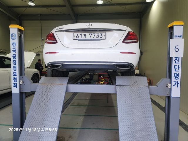 Mercedes-Benz E-Class 2018 — фото осмотра 2
