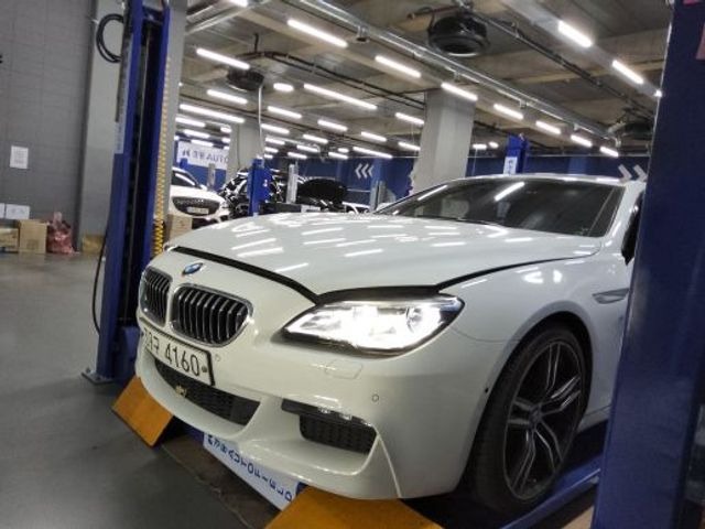 BMW 6-Series 2018 — фото осмотра 1