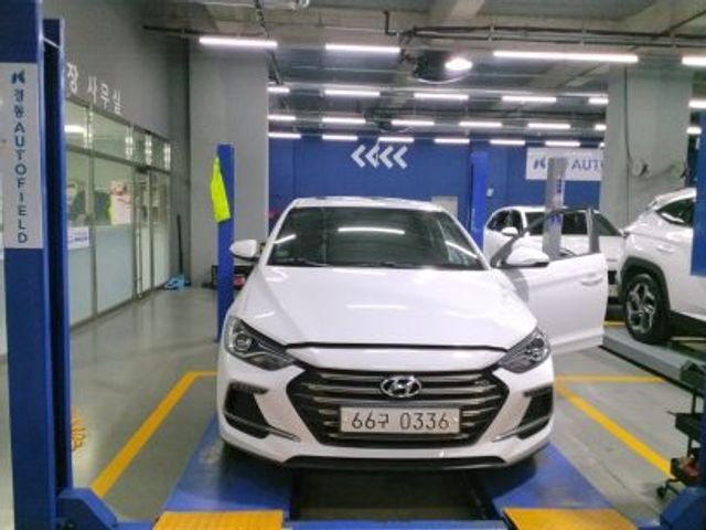 Hyundai AVANTE 2017 — фото осмотра 1