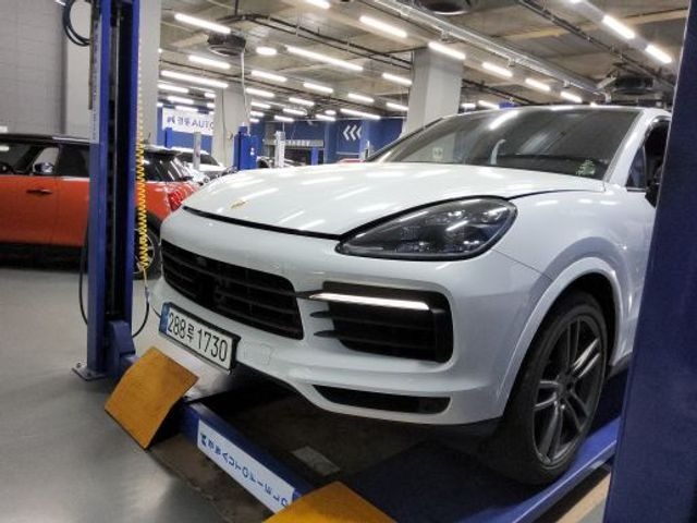 Porsche Cayenne 2020 — фото осмотра 1