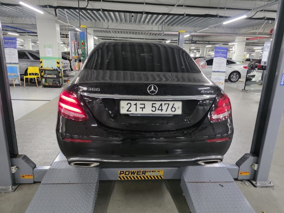 Mercedes-Benz E-Class 2017 — фото осмотра 2