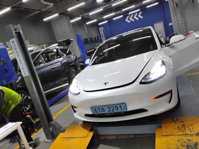 Tesla Model 3 2020 — фото осмотра 2