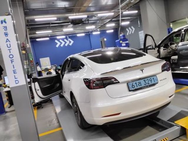 Tesla Model 3 2020 — фото осмотра 1