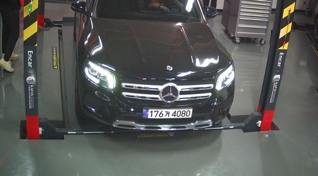 Mercedes-Benz GLB-Class 2021 — фото осмотра 1