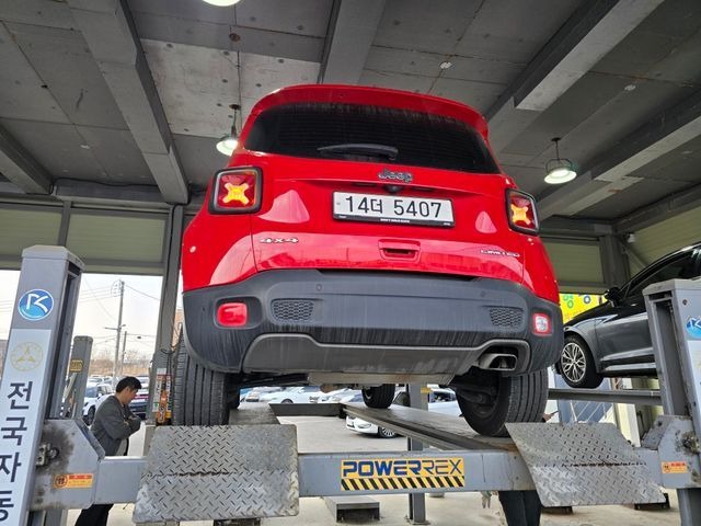 Jeep Renegade 2019 — фото осмотра 2