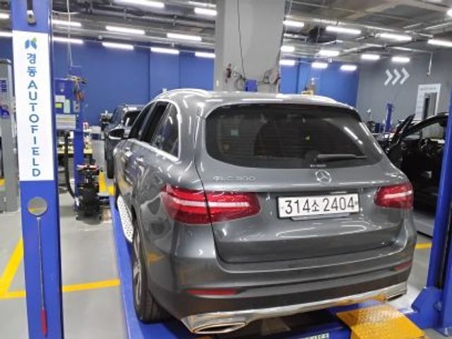 Mercedes-Benz GLC-Class 2019 — фото осмотра 2