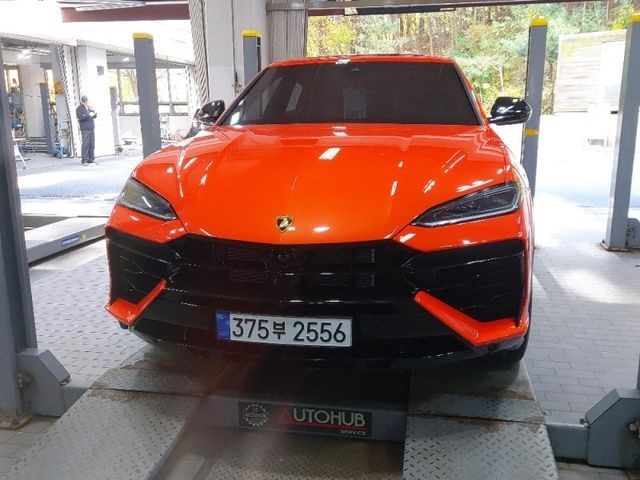 Lamborghini Urus 2025 — фото осмотра 1