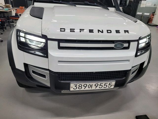 Land Rover Defender 2020 — фото осмотра 1