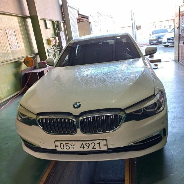 BMW 5-Series 2019 — фото осмотра 1