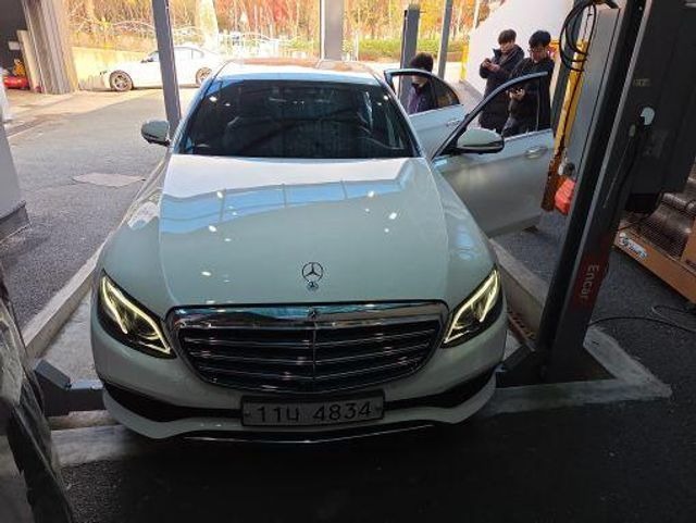 Mercedes-Benz E-Class 2019 — фото осмотра 1