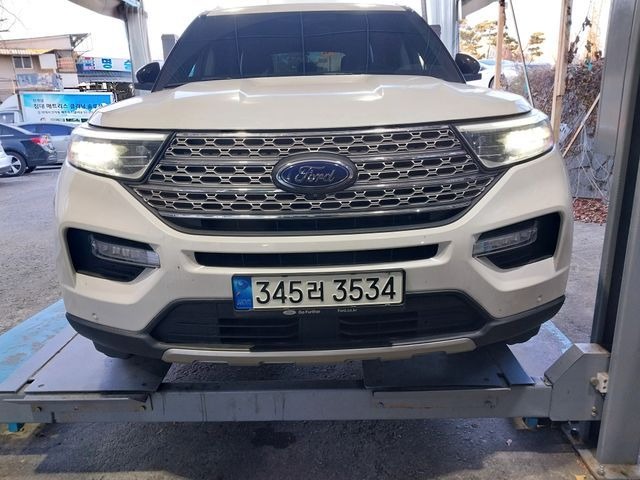 Ford Explorer 2021 — фото осмотра 1
