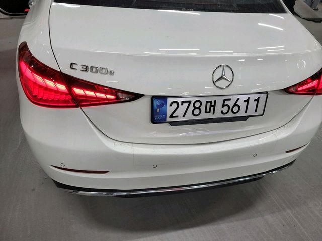 Mercedes-Benz C-Class 2023 — фото осмотра 2
