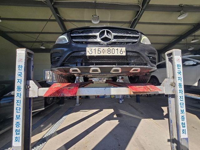 Mercedes-Benz GLC-Class 2019 — фото осмотра 1