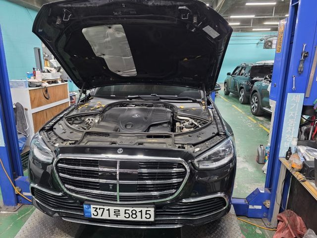 Mercedes-Benz S-Class 2023 — фото осмотра 1